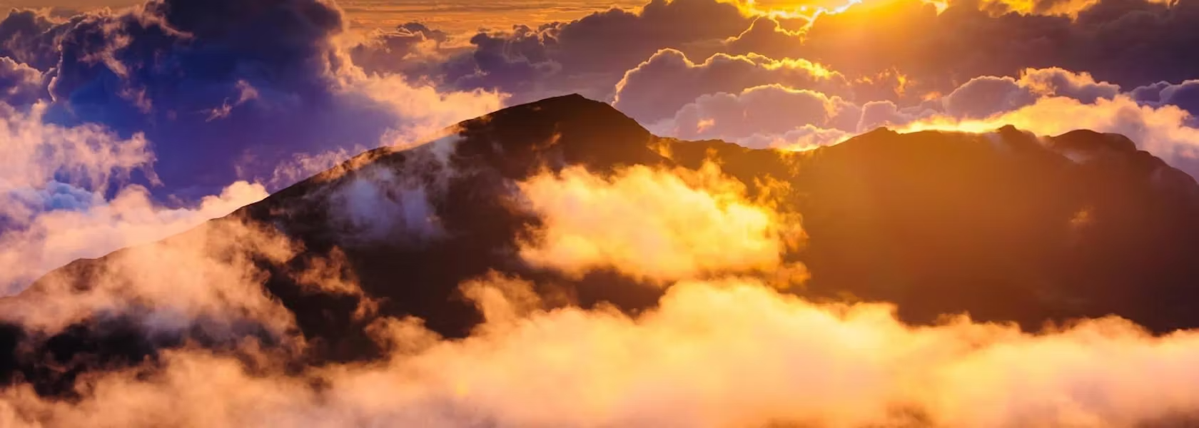 Maui Spectacular: Haleakalā Sunrise Tour with Breakfast