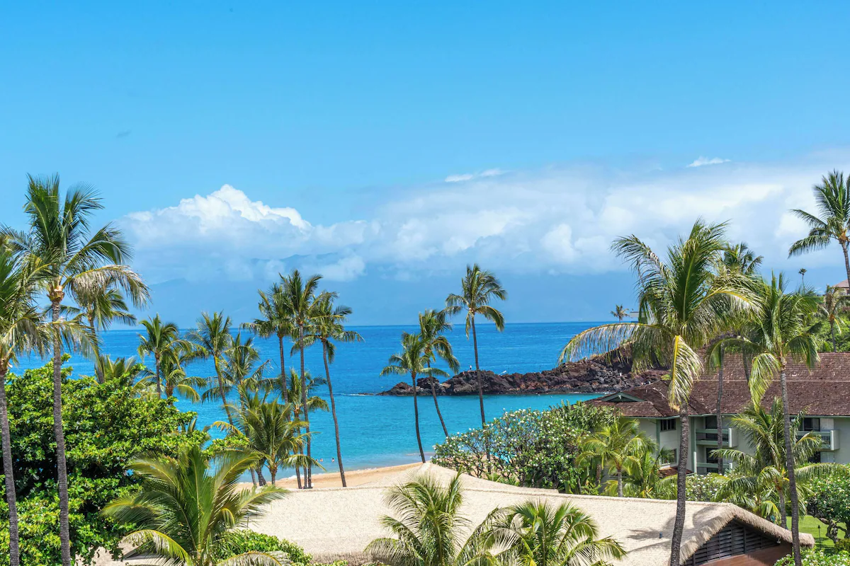 Kaanapali Beach Hotel